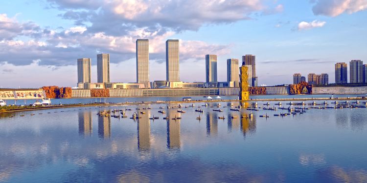 鄂尔多斯繁荣背后的多维探析与观点探析